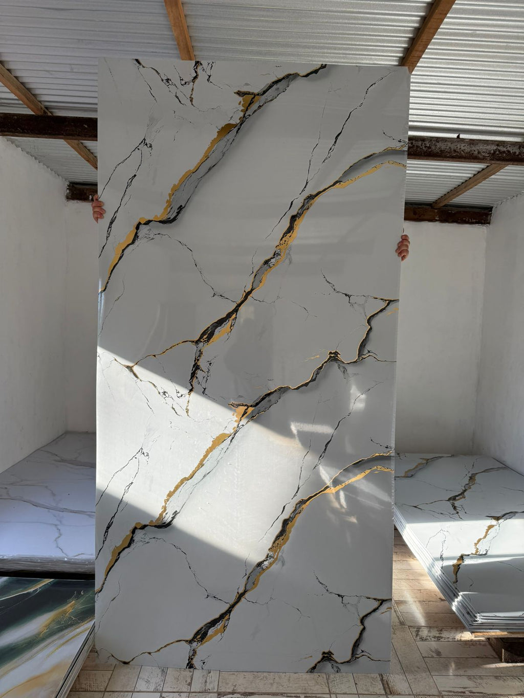 Revestimiento para Pared- Panel PVC   símil mármol     1.22x2.44(cubre 3m²)